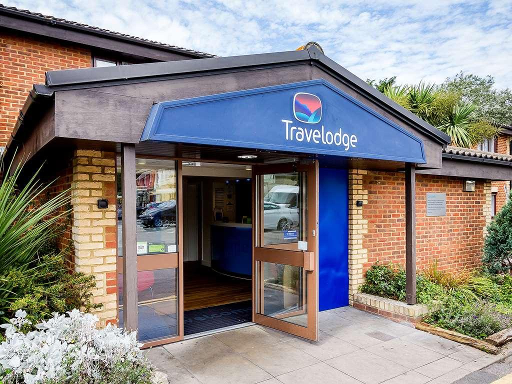 Travelodge London Wimbledon Morden Morden (Greater London) Exterior foto