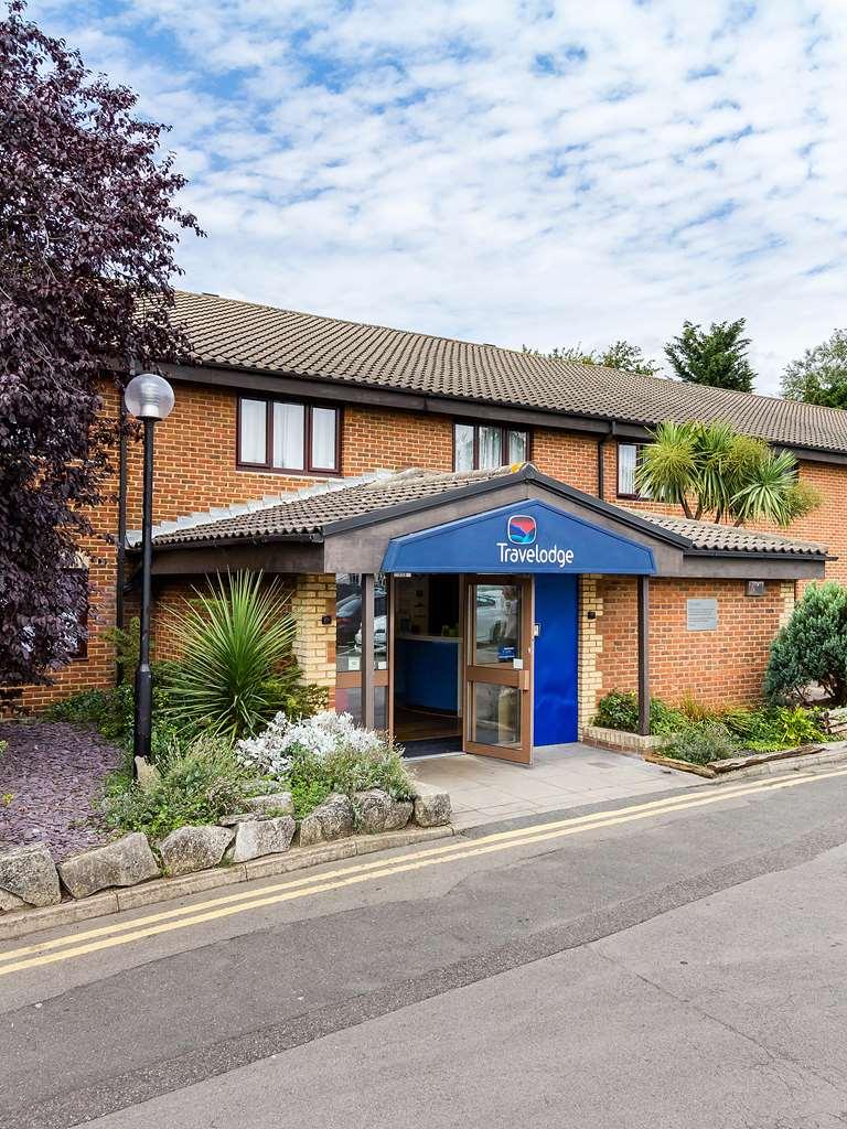 Travelodge London Wimbledon Morden Morden (Greater London) Exterior foto