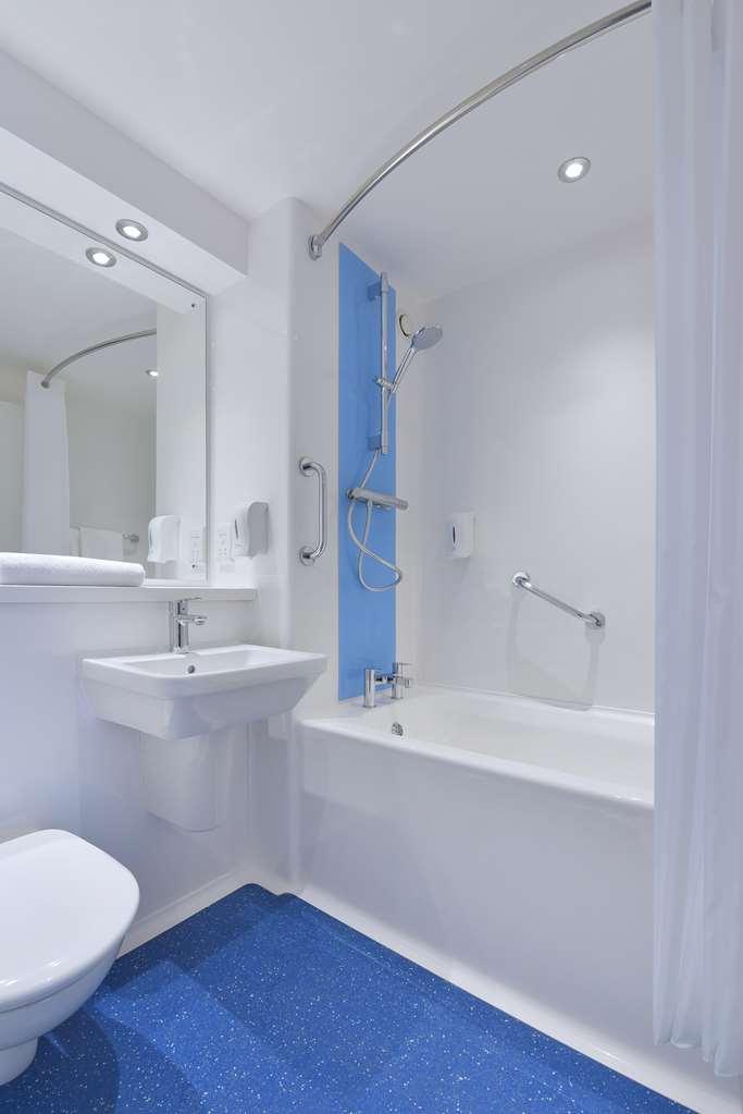 Travelodge London Wimbledon Morden Morden (Greater London) Quarto foto